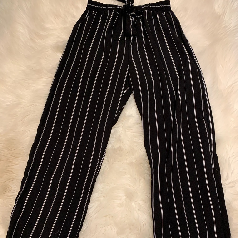 Loose pants